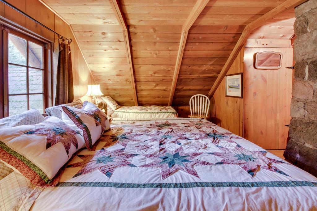 Zoe'S Log Cabin Welches Kültér fotó